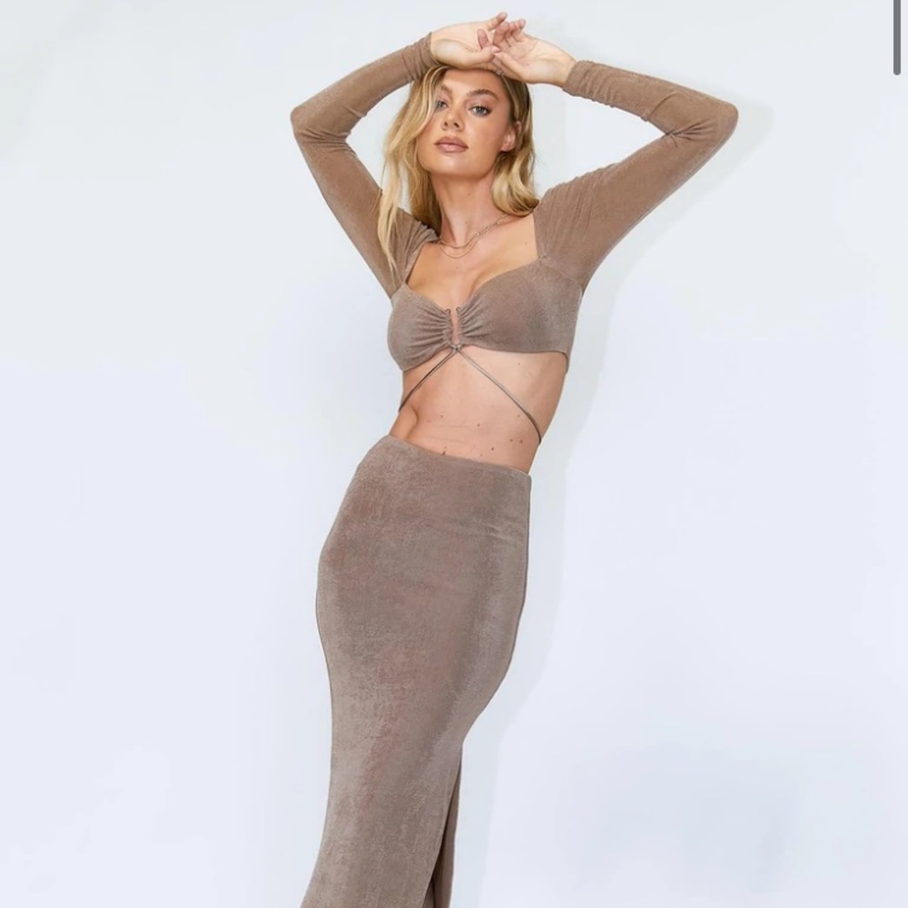 (SOLD ON DEPOP) Princess Polly Naomi Set Brown